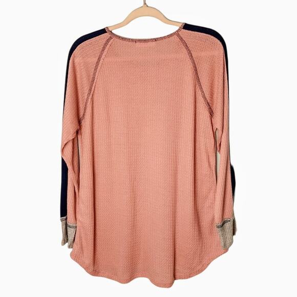COCO & MAIN‎ Womens Sz M Pink Blue Gray Waffle Knit Pullover Top Long Sleeve - Picture 2 of 7